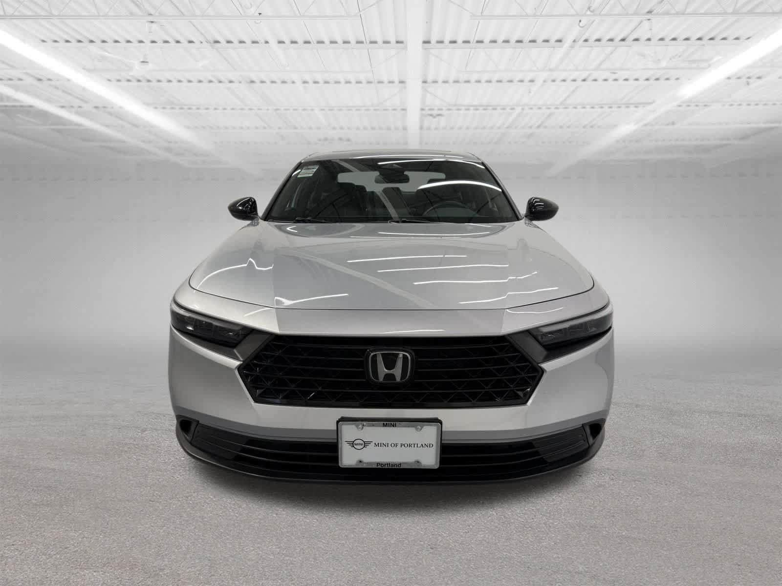 Used 2024 Honda Accord Sport image 8