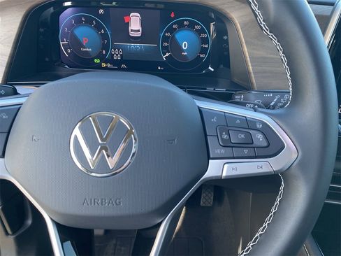 New 2026 Volkswagen Atlas SE image 20