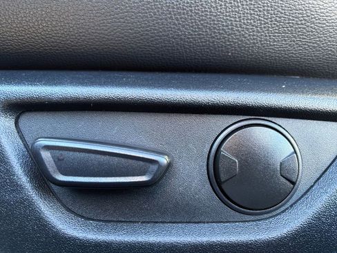 Used 2022 Ford Mustang Premium image 14