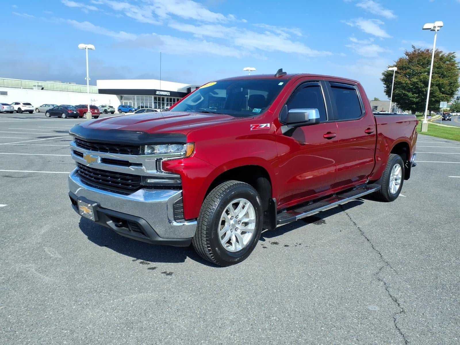Certified 2021 Chevrolet Silverado 1500 LT AWD/4WD image 1