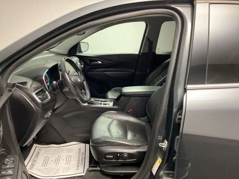 Used 2018 Chevrolet Equinox Premier image 12