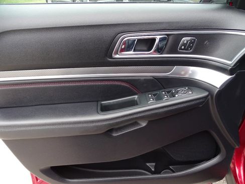 Used 2019 Ford Explorer Sport AWD/4WD image 15