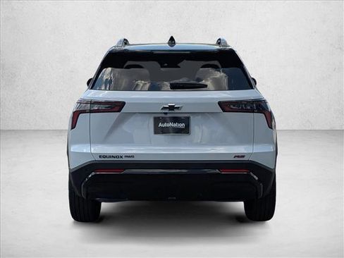 New 2026 Chevrolet Equinox RS w/ Convenience Package III AWD/4WD image 8