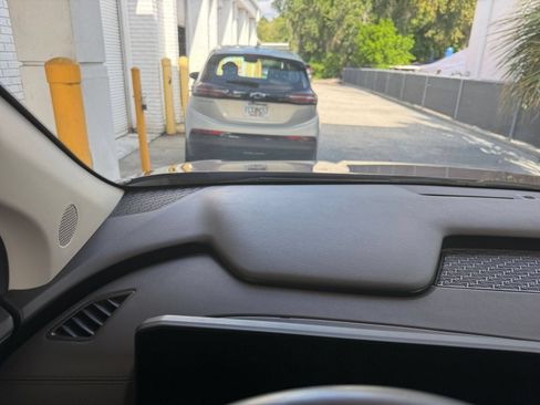 Used 2026 Kia Carnival FWD image 37