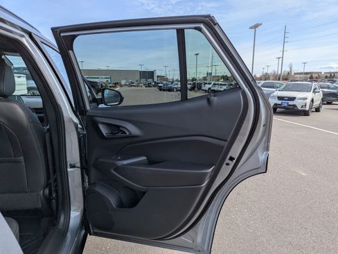 New 2026 Chevrolet Trax RS w/ Driver Confidence Package image 33
