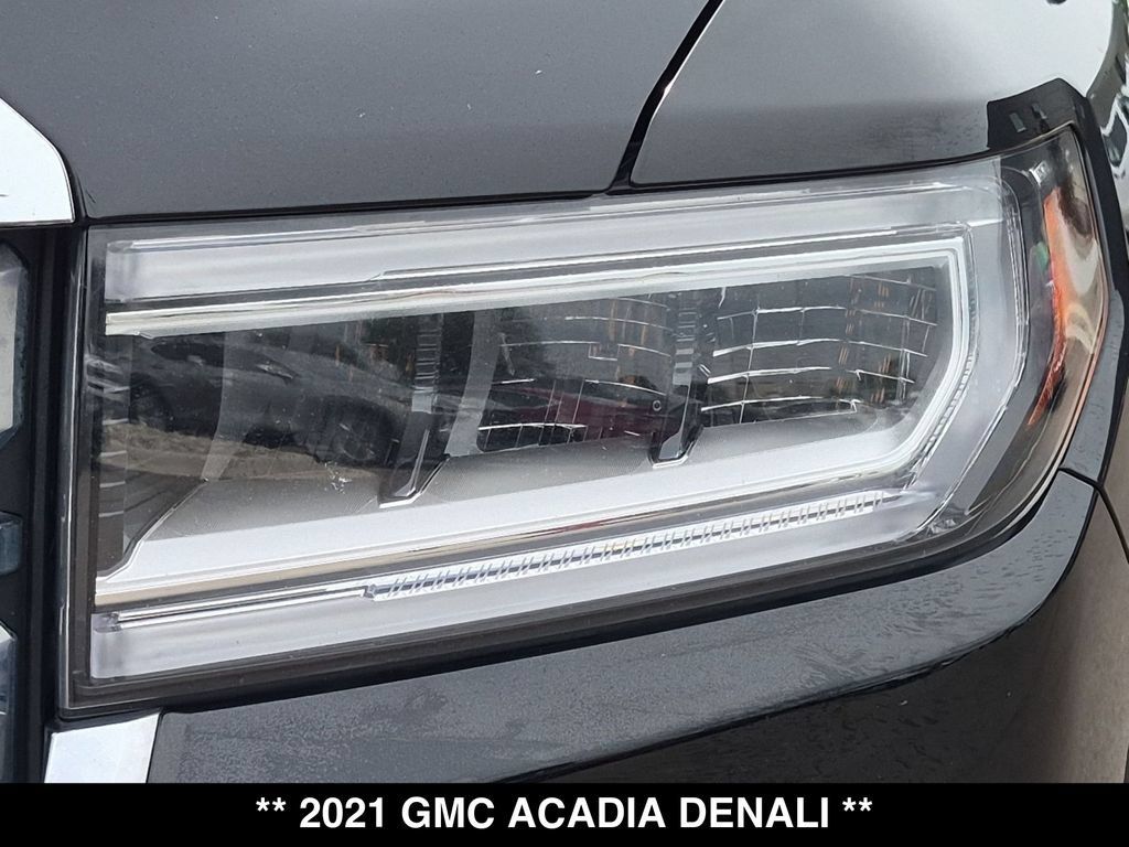 Used 2021 GMC Acadia Denali w/ Denali Ultimate Package AWD/4WD image 16