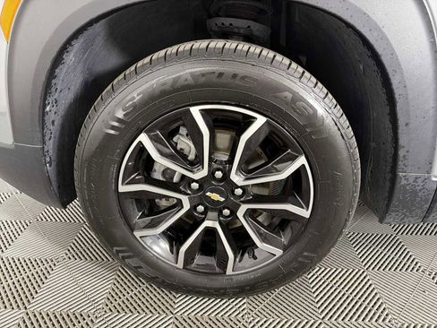 Certified 2023 Chevrolet TrailBlazer ACTIV w/ Sun and Liftgate Package AWD/4WD image 9