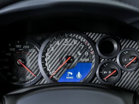 Used 2020 Nissan GT-R Premium AWD/4WD image 27