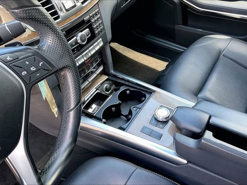 Used 2014 Mercedes-Benz E 350 Sedan image 15