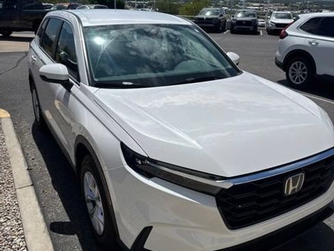Used 2024 Honda CR-V LX image 2