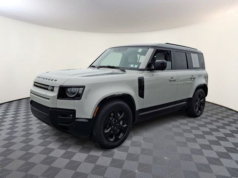 New 2026 Land Rover Defender 110 X-Dynamic SE image 1