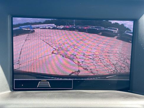 Used 2023 GMC Terrain SLE w/ Driver Convenience Package AWD/4WD image 18