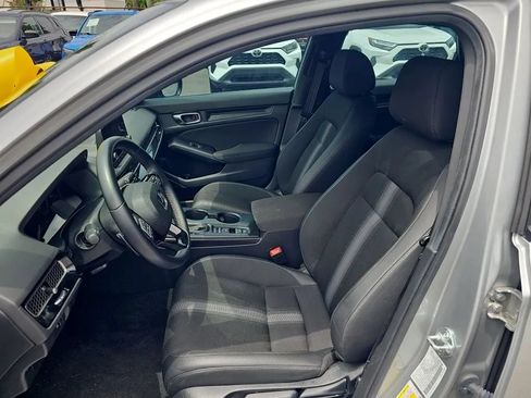 Used 2025 Honda Civic Sport image 10
