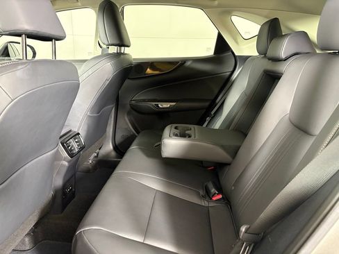 Used 2024 Lexus NX 250 FWD w/ Cold Area Package image 42