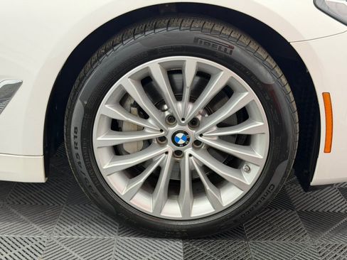 Used 2023 BMW 530i xDrive w/ Premium Package AWD/4WD image 16