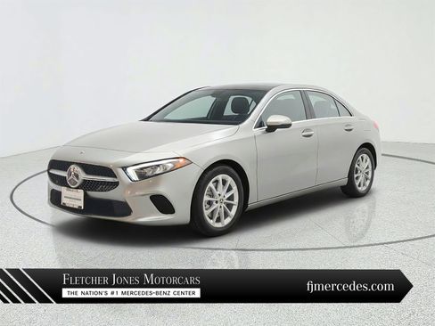 Used 2020 Mercedes-Benz A 220 image 1