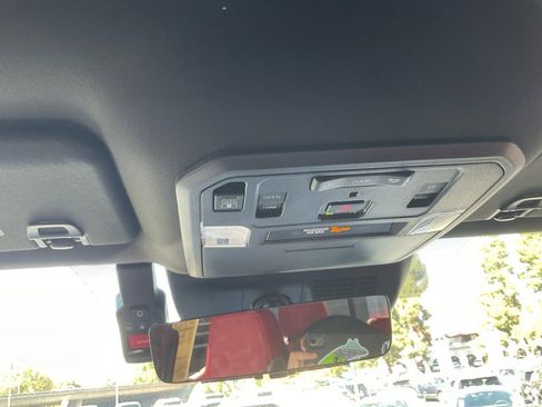 Used 2025 Toyota Tacoma TRD Pro image 24