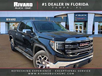 New 2026 GMC Sierra 1500 SLT w/ SLT Premium Package