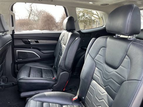Used 2022 Kia Telluride SX w/ SX Prestige Package image 29