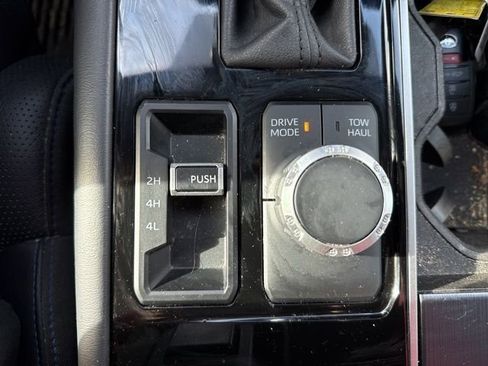 Used 2023 Toyota Tundra Platinum w/ Advanced Package image 15