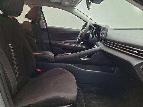 Used 2022 Hyundai Elantra SEL FWD image 21