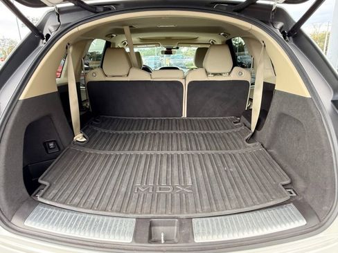 Used 2018 Acura MDX FWD image 13