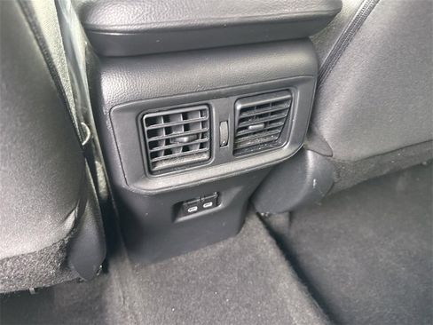 Used 2023 Toyota RAV4 XLE image 19