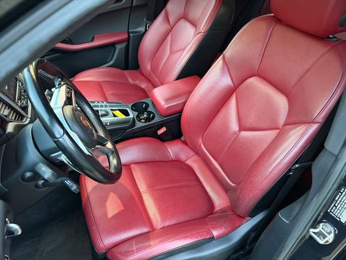 Used 2018 Porsche Macan S AWD/4WD image 12