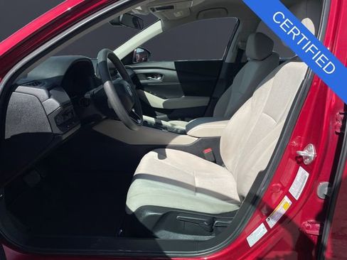 Certified 2023 Honda Accord LX image 9
