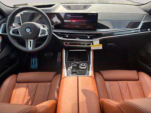 New 2026 BMW X6 M60i image 10