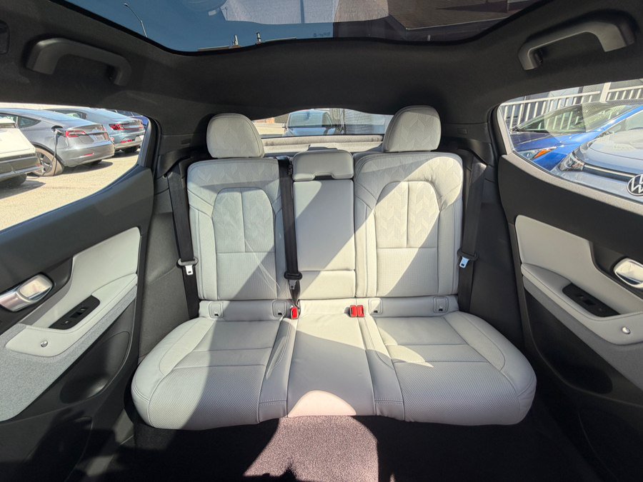Used 2024 Polestar Polestar 2 RWD image 35