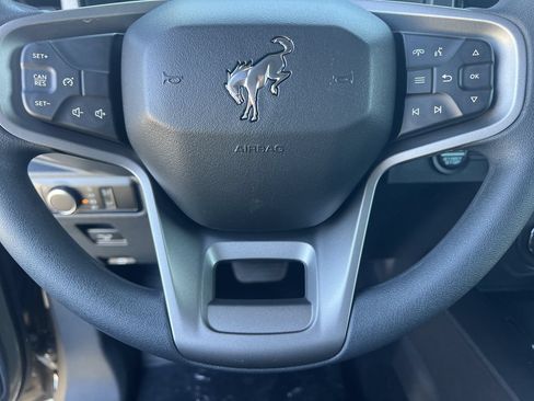 New 2026 Ford Bronco 4-Door AWD/4WD image 9