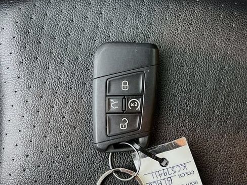 Used 2019 Volkswagen Atlas SEL AWD/4WD image 9