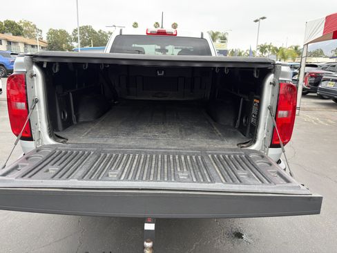Used 2020 Chevrolet Colorado W/T w/ WT Convenience Package AWD/4WD image 18