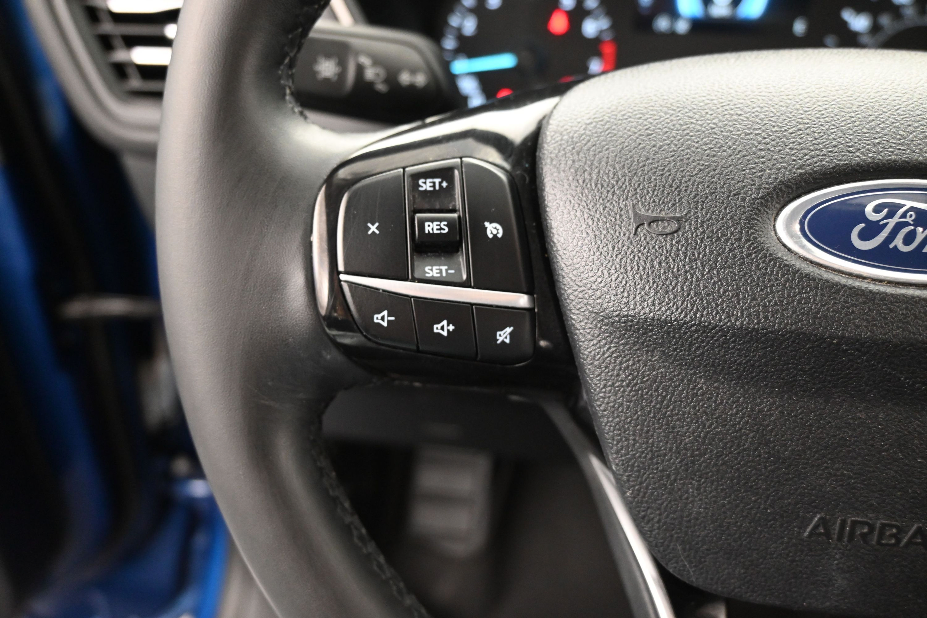 Used 2022 Ford Escape SEL FWD image 14