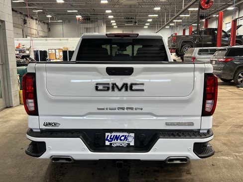 Used 2025 GMC Sierra 1500 Elevation w/ Elevation Premium Package image 3