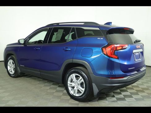 Used 2019 GMC Terrain SLE w/ Driver Convenience Package image 14