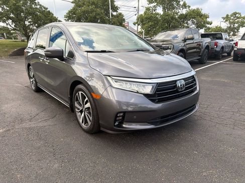 Used 2023 Honda Odyssey Touring image 17