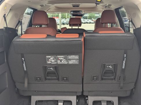 New 2026 Kia Carnival SX FWD image 13