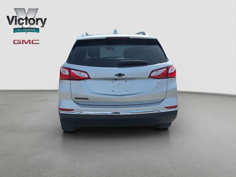 Used 2021 Chevrolet Equinox Premier w/ Redline Edition image 15