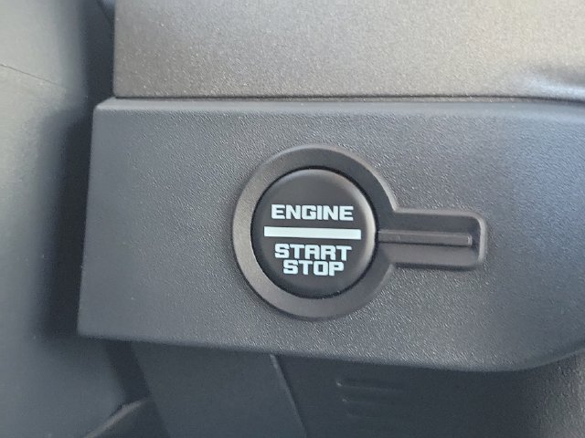 New 2026 Ford Bronco 2-Door AWD/4WD image 30