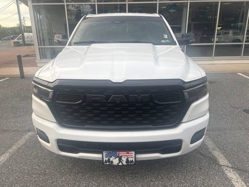 Used 2025 RAM 1500 Big Horn AWD/4WD image 4