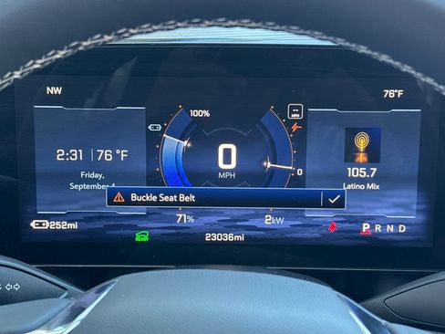 Used 2024 Chevrolet Equinox EV LT FWD image 36