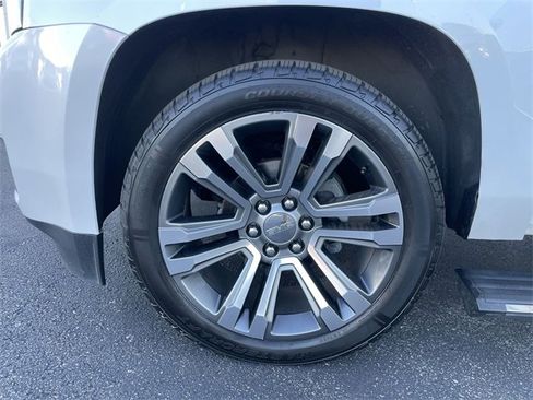 Used 2019 GMC Yukon Denali w/ Denali Ultimate Package image 9