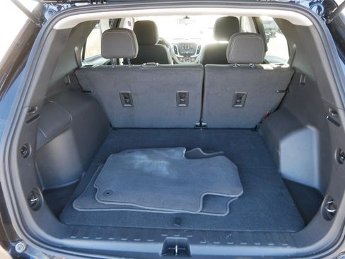 Used 2023 Chevrolet Equinox LS w/ LS Convenience Package image 18