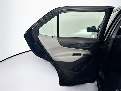 Used 2023 Chevrolet Equinox LS w/ Midnight Edition image 26