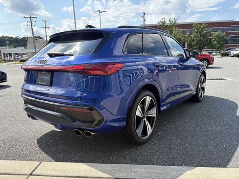 New 2026 Audi SQ5 Prestige AWD/4WD image 5