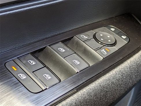 New 2026 Nissan Kicks SV w/ Illumination Package image 24