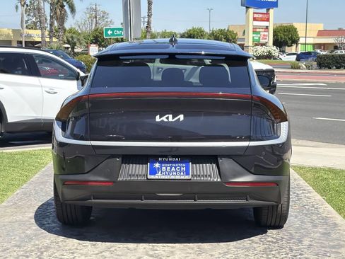 Used 2022 Kia EV6 Light image 5