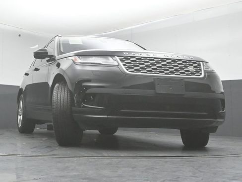 Used 2019 Land Rover Range Rover Velar S image 37